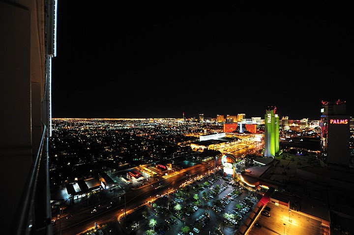 The Views From Palms Place Condos Palms Place Views
