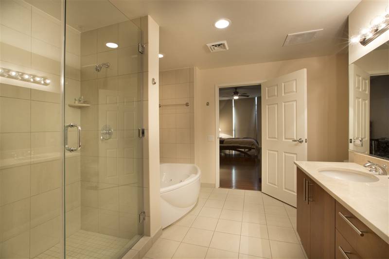 Allure Las Vegas master bath